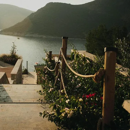 Lures * Kalkan